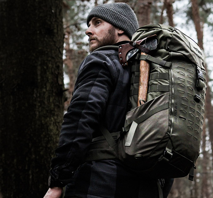 Der neue Hike Pack 30 BC - Equipment für Waldläufer aus der Bushcraft-Kollektion. Jetzt shoppen!