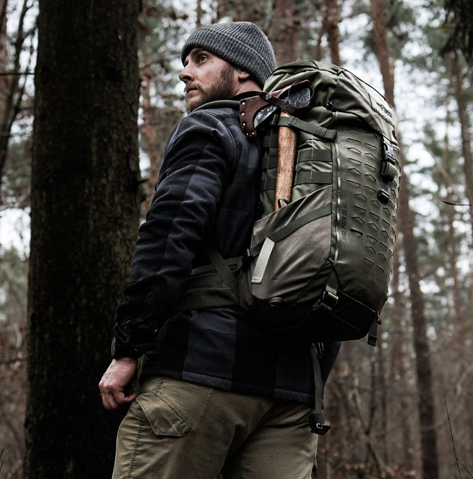 Der neue Hike Pack 30 BC - Equipment für Waldläufer aus der Bushcraft-Kollektion. Jetzt shoppen!