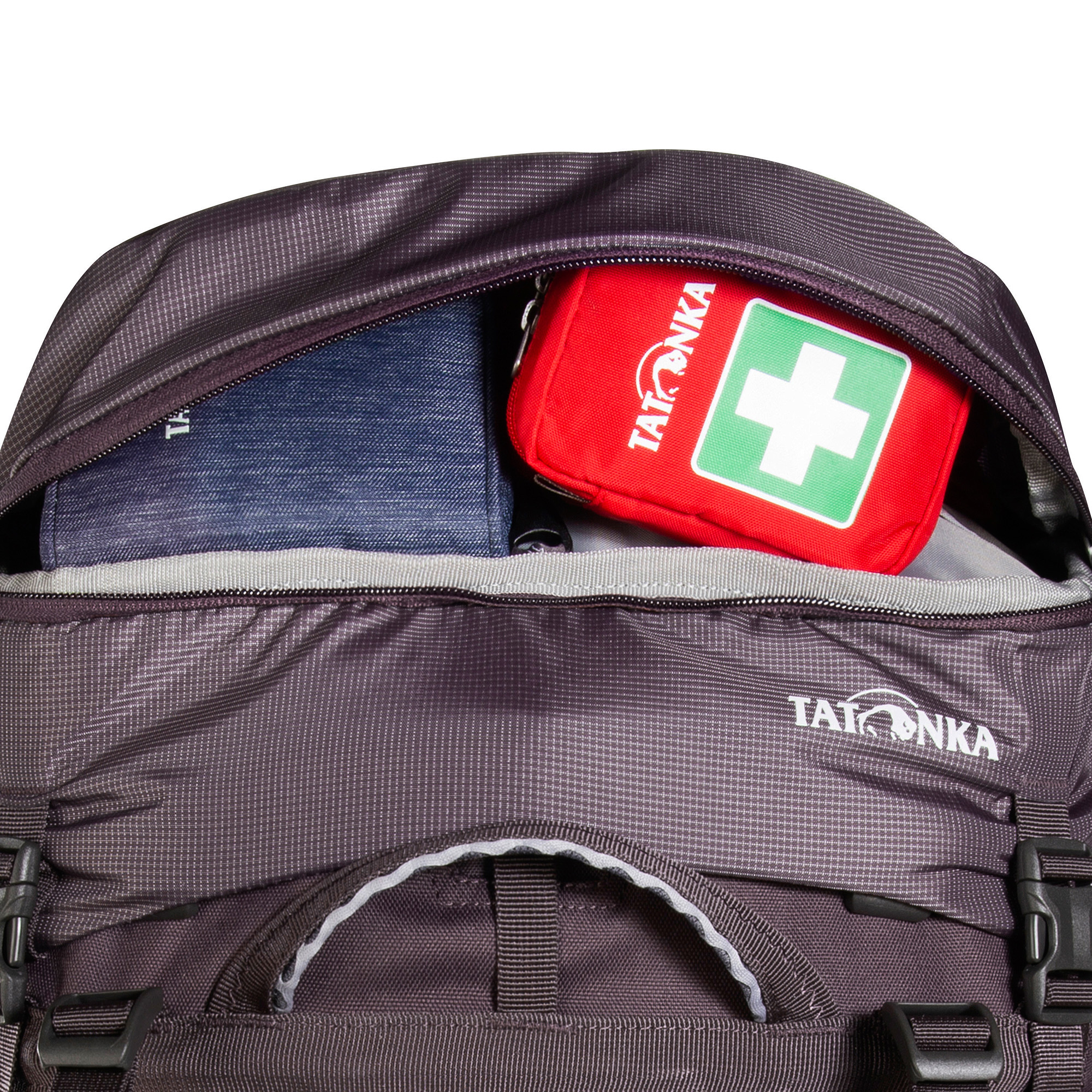Tatonka Yukon 60+10 Women midnight plum lila Trekkingrucksäcke - Detailansicht Tasche, Erste Hilfe, Rucksack, Tatonka Yukon 60+10 Women midnight plum lila Trekkingrucksäcke - Detailansicht