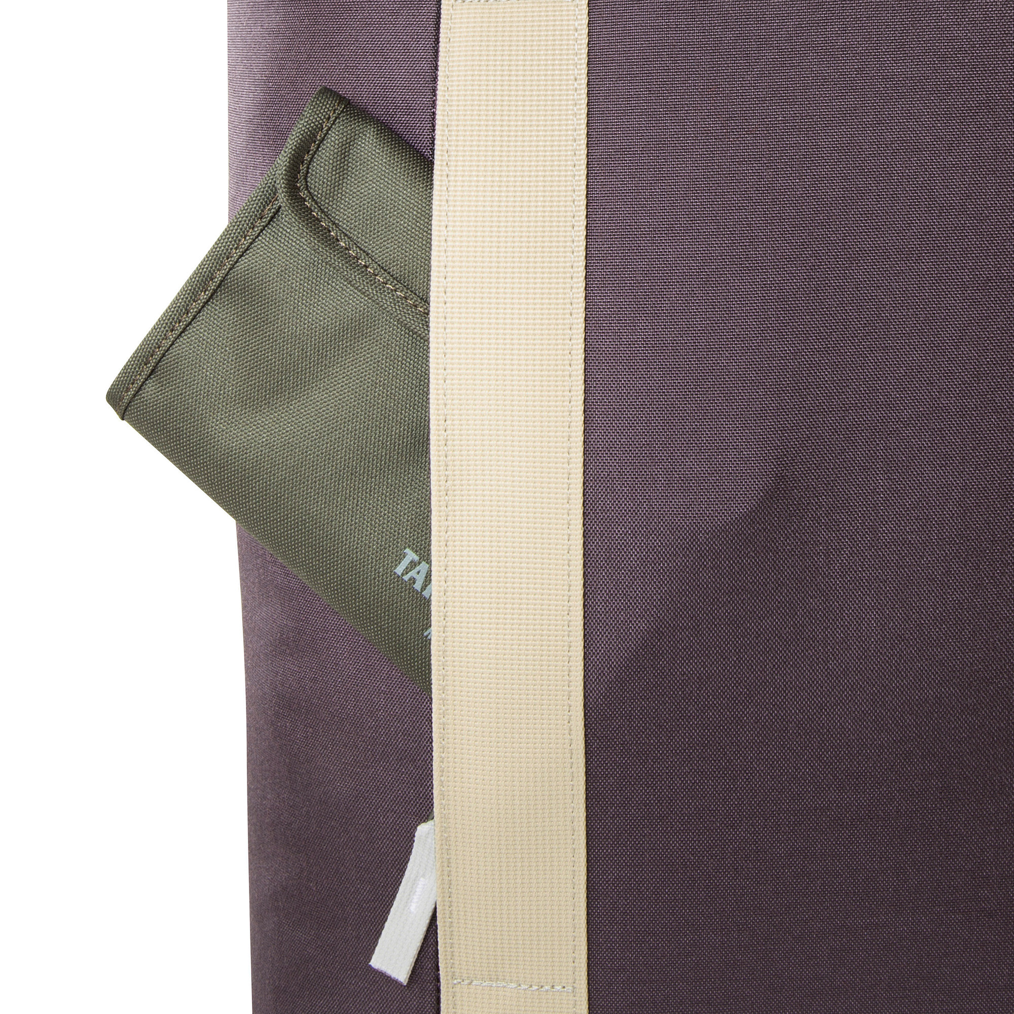 Tatonka Grip Bag midnight plum lila Umhängetaschen - Detailansicht Zubehor, Tasche, Tatonka Grip Bag midnight plum lila Umhängetaschen - Detailansicht