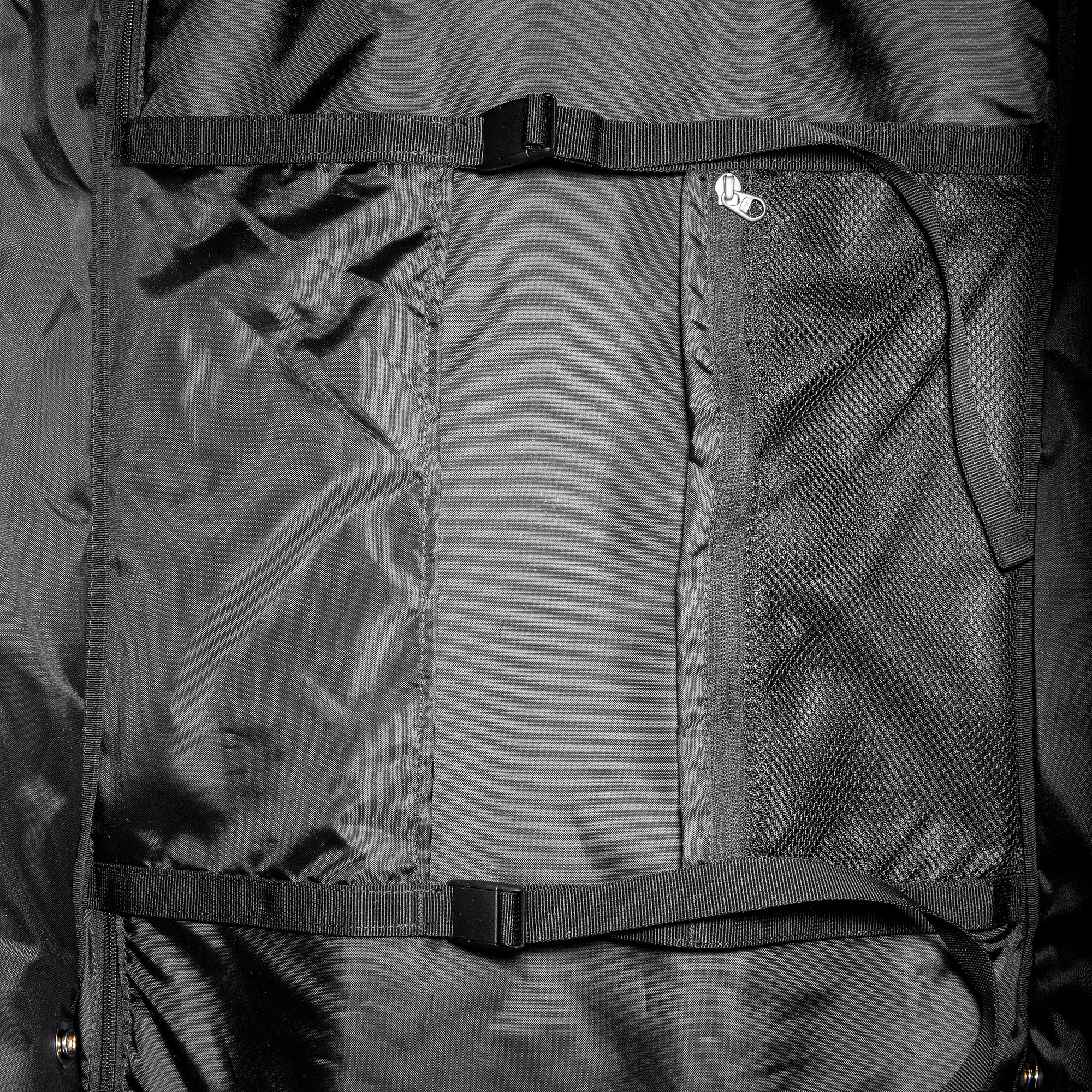 Bekleidung, Mantel, Jacke, Tasche, Tatonka Travel Roller 90 black schwarz Trolleys & Koffer - Detailansicht