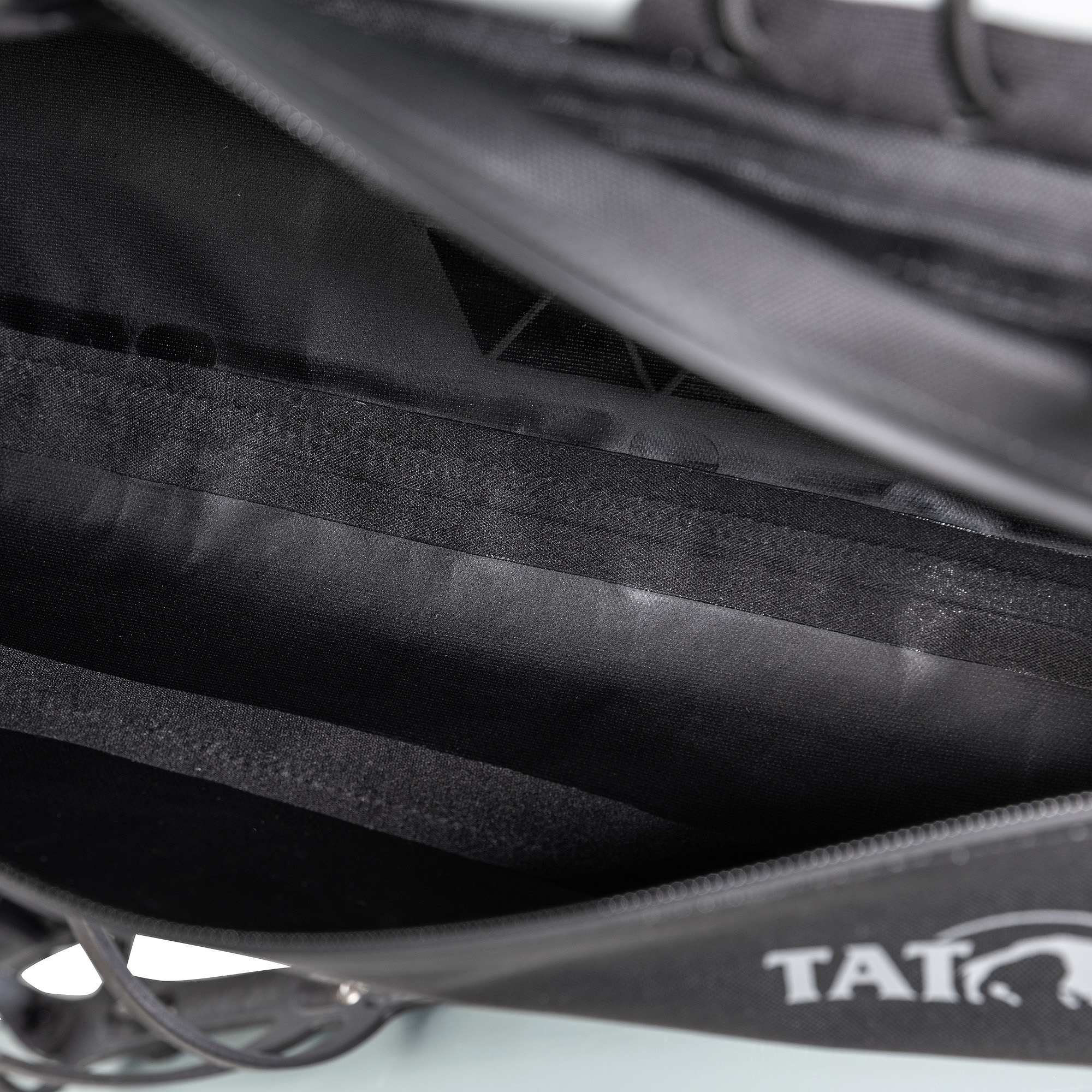 Zubehor, Riemen, Tasche, Handtasche, Tatonka Frame Pouch WP 50 black schwarz - Detailansicht