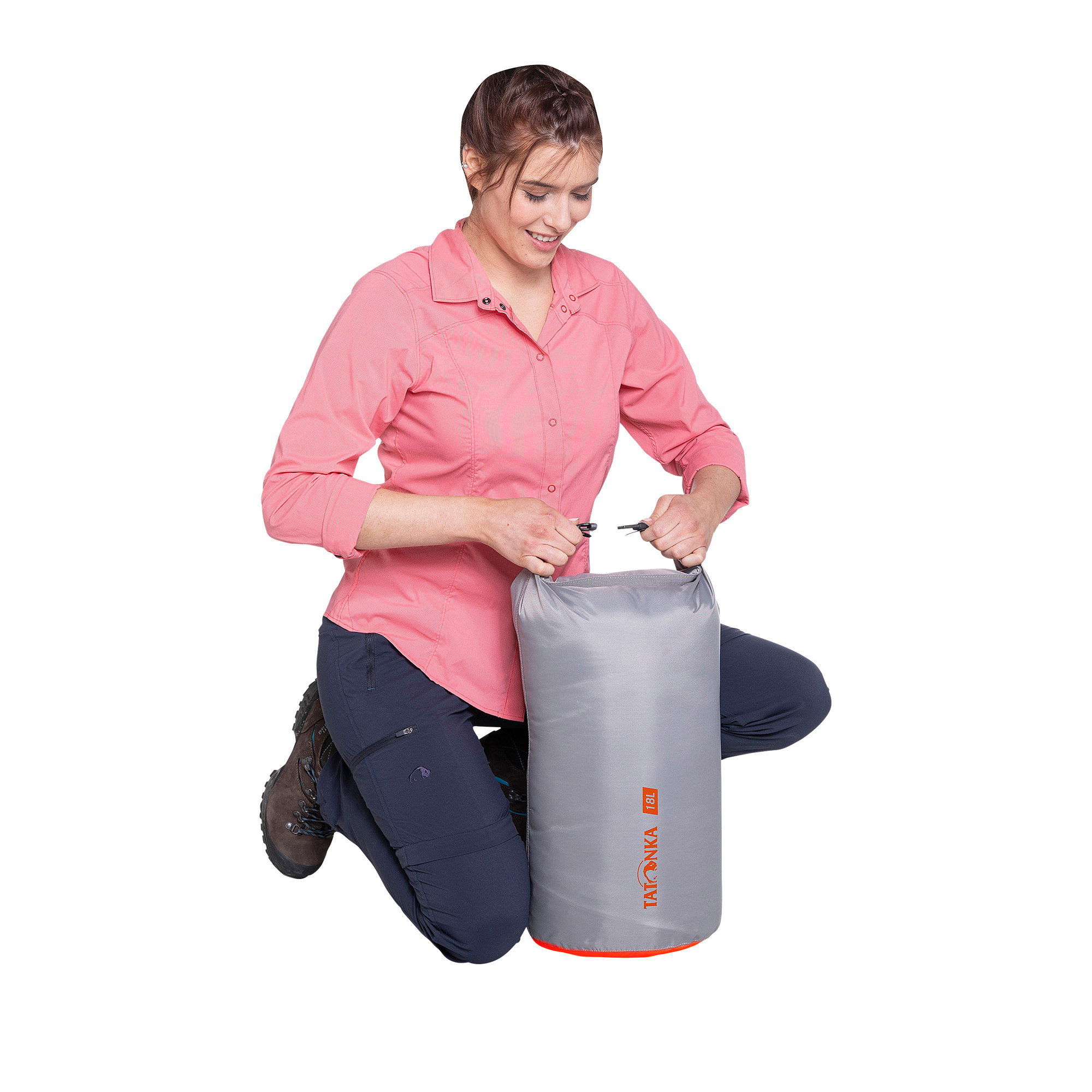 Tatonka Dry Sack 18l grey grau Rucksack-Zubehör - Detailansicht Erwachsener, Männlich, Mann, Person, Tatonka Dry Sack 18l grey grau Rucksack-Zubehör - Detailansicht