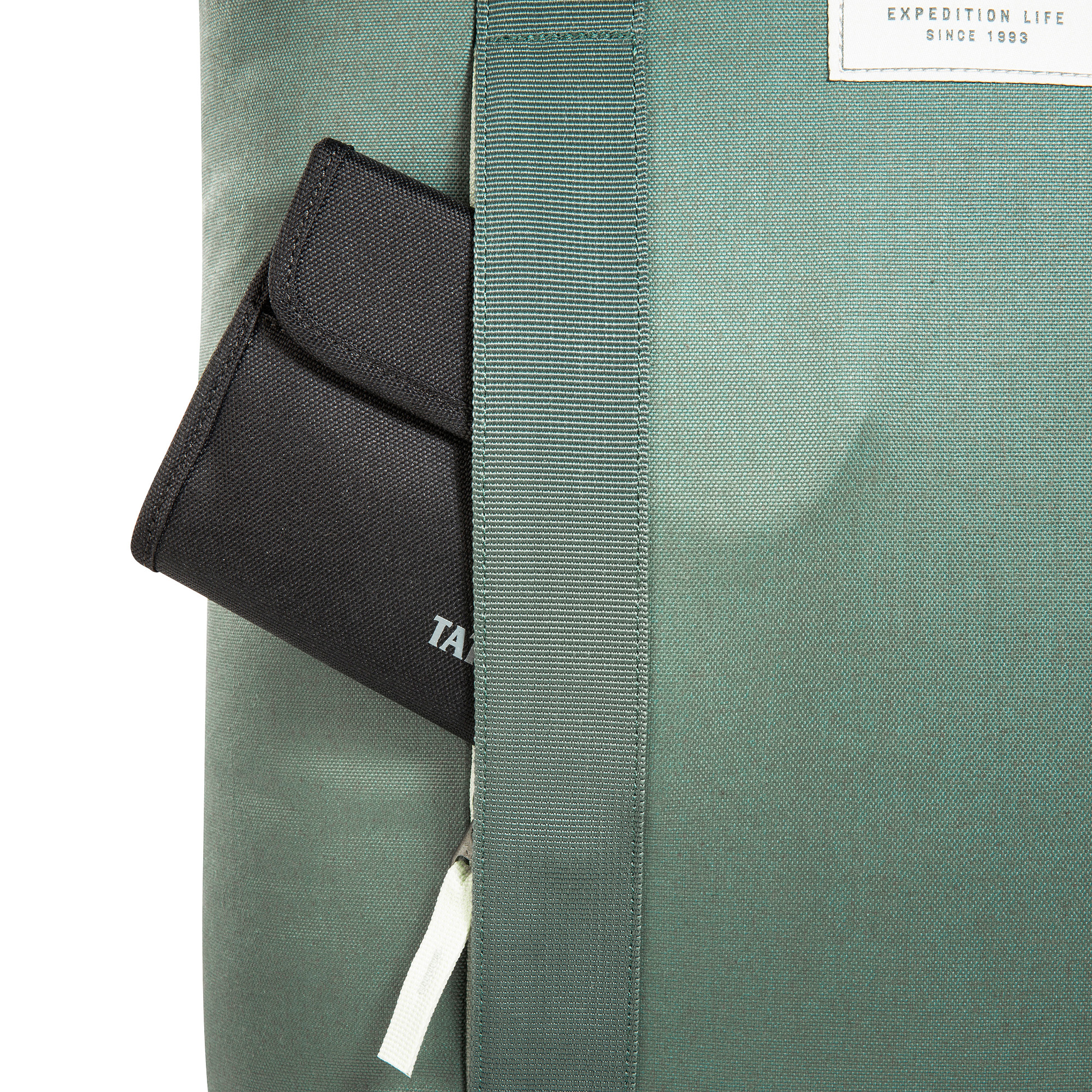 Tatonka Grip Bag Kapok sage green grün Umhängetaschen - Detailansicht Tasche, Zubehör, Tatonka Grip Bag Kapok sage green grün Umhängetaschen - Detailansicht
