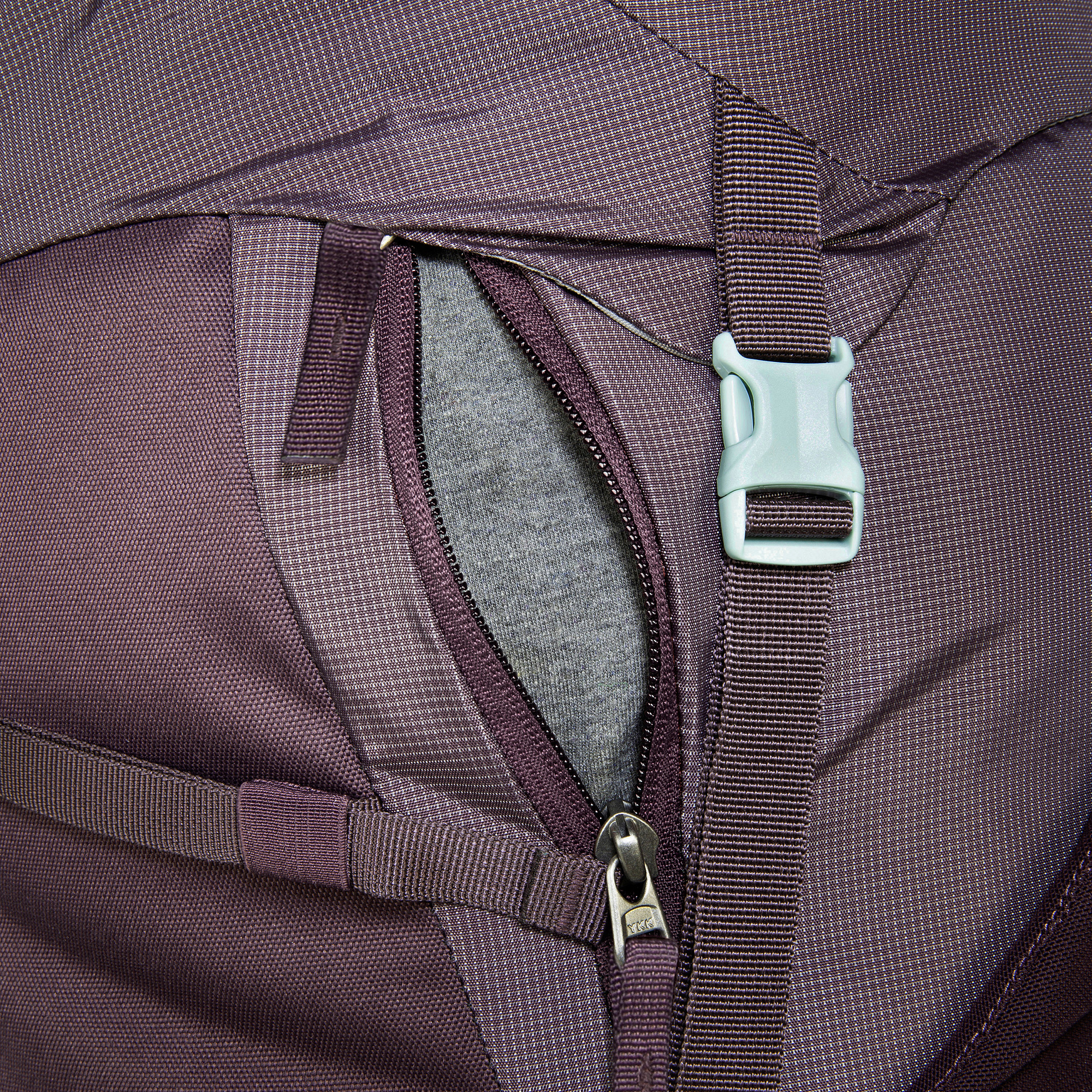 Tasche, Zubehör, Kleidung, Mantel, Jacke, Tatonka Norix 44 Women midnight plum lila Trekkingrucksäcke - Detailansicht