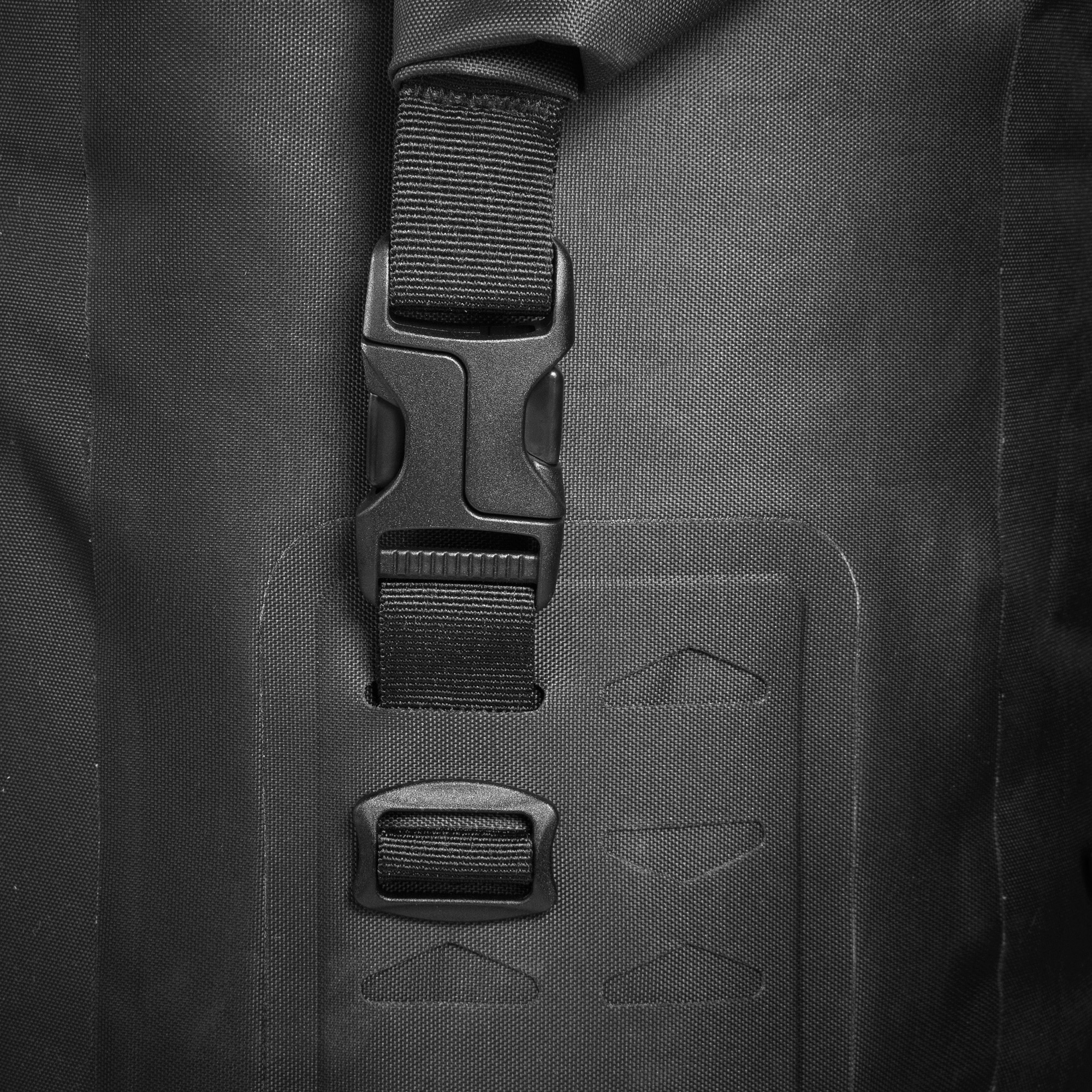 Zubehor, Gürtel, Tatonka Commuter Rolltop 30 WP black schwarz Tagesrucksäcke - Detailansicht