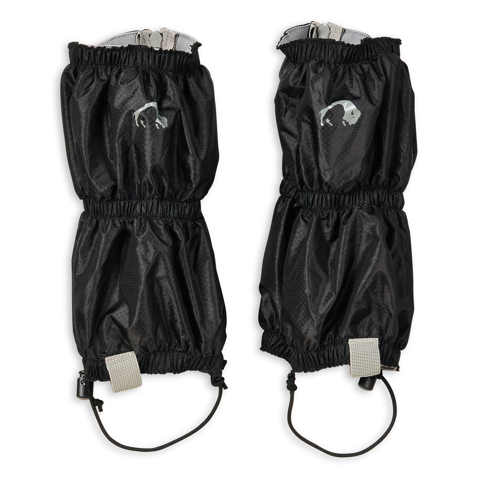 Tatonka Gaiter Ripstop short light black schwarz Gamaschen - Ansicht seitlich-vorne Bekleidung, Mantel, Hosen, Handschuh, Tatonka Gaiter Ripstop short light black schwarz Gamaschen - Ansicht seitlich-vorne