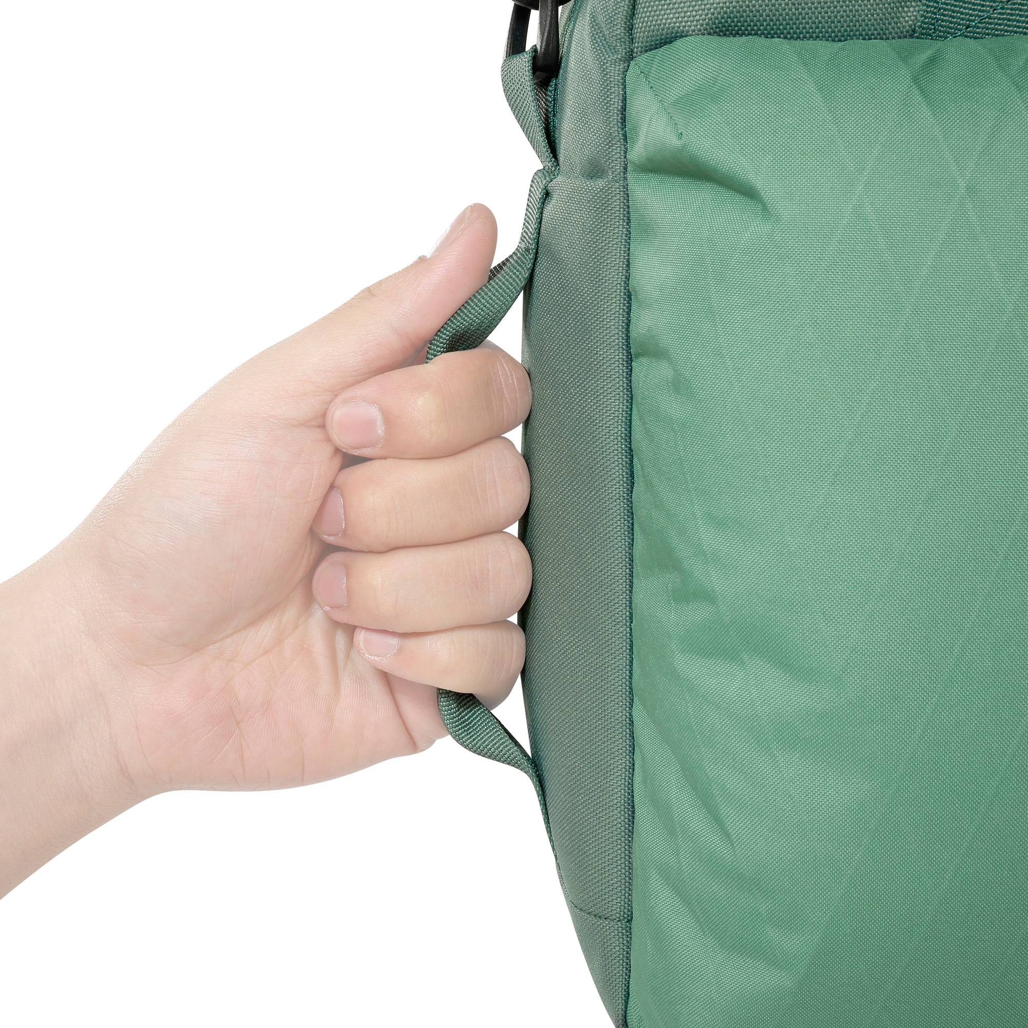 Körperteil, Finger, Hand, Person, Tasche, Tatonka Cross Body Bag XL sage green grün Umhängetaschen - Detailansicht