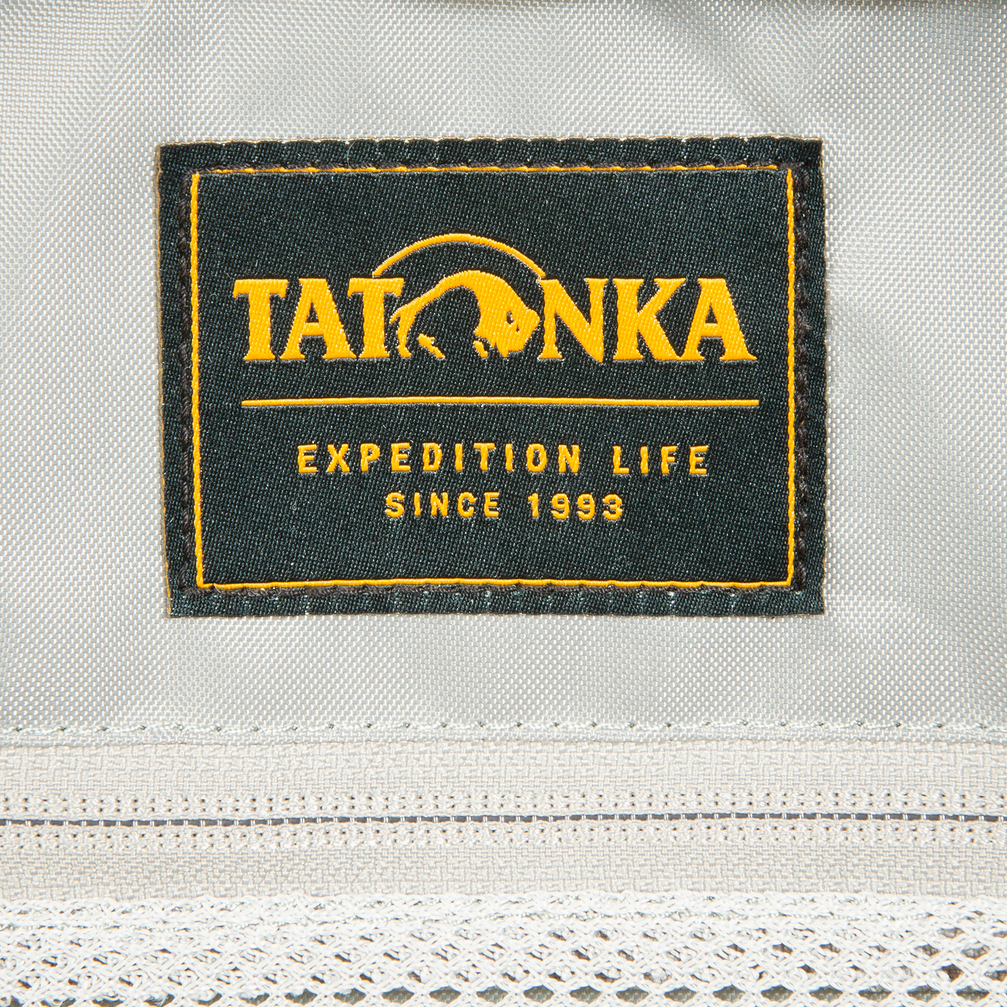 Tatonka Flight Barrel sage green grün Reisetaschen - Detailansicht