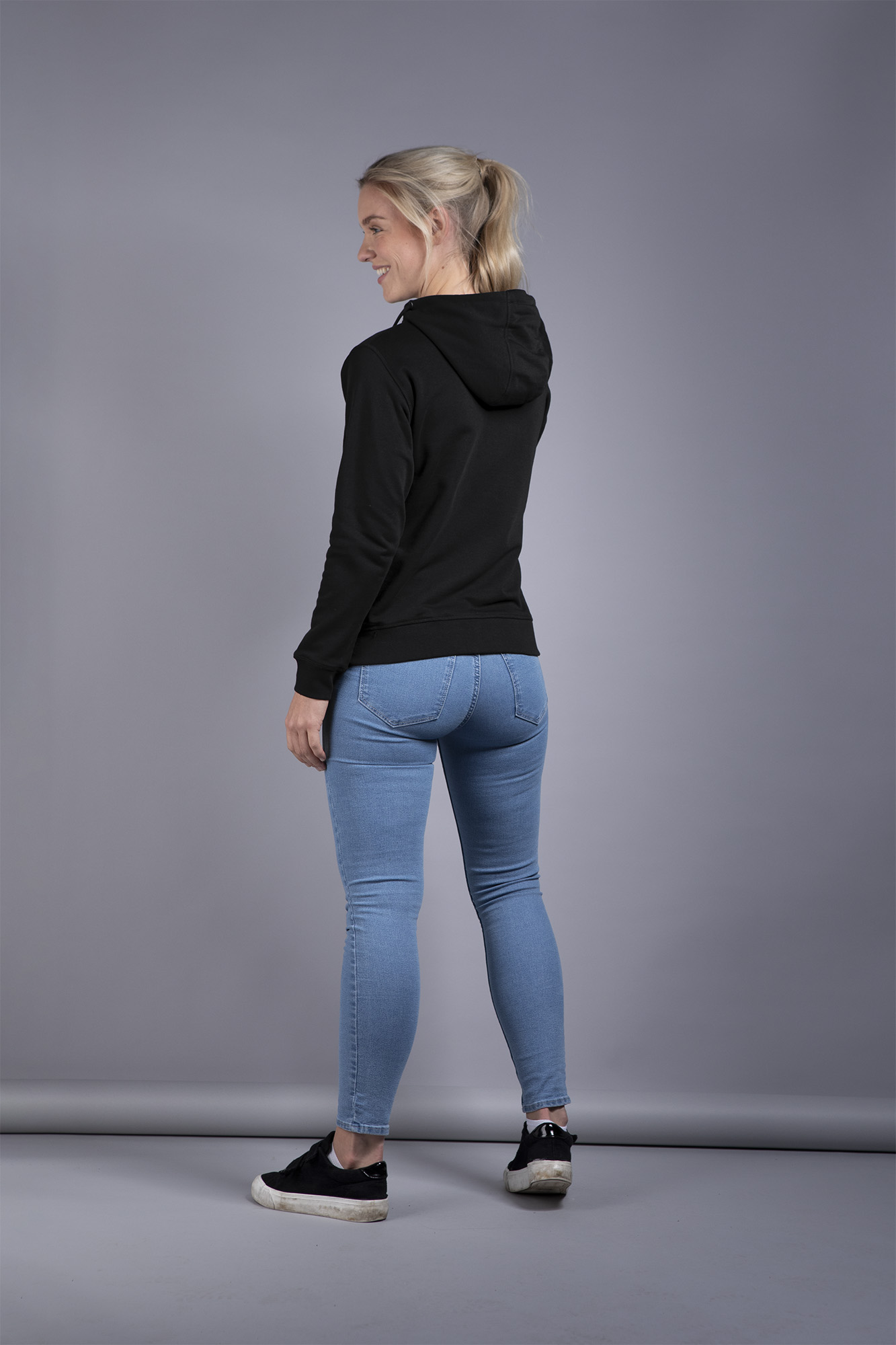 Hosen, Jeans, Erwachsener, Person, Frau, Tatonka Hoodie Sunrise Women black schwarz Pullover - Detailansicht