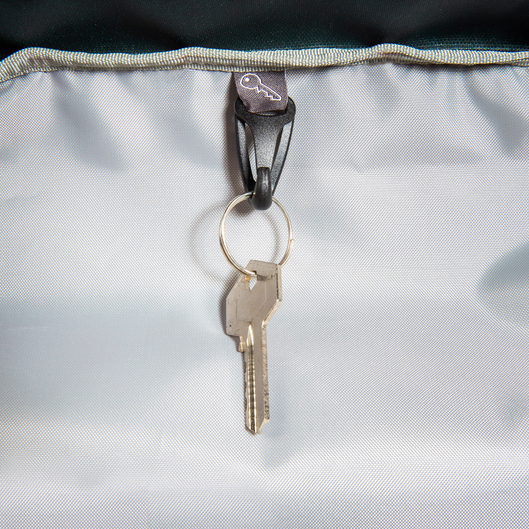 Schlüssel, Tatonka Noras 65+10 jasper grün Trekkingrucksäcke - Detailansicht