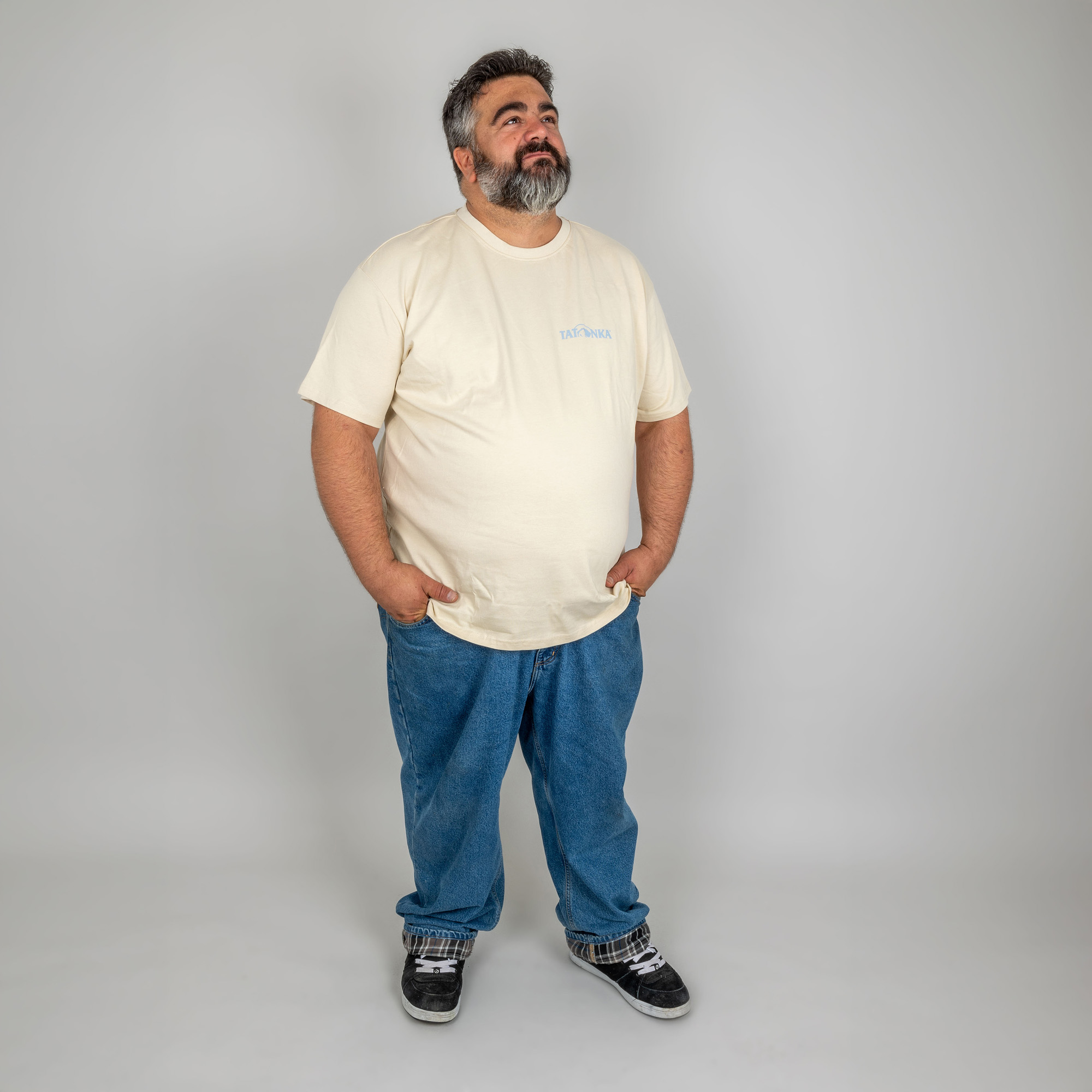 Hosen, Person, Stehend, Erwachsener, Mann, Tatonka Tatonka Contour Oversize Shirt M's sand grau T-Shirts - Ansicht seitlich-hinten