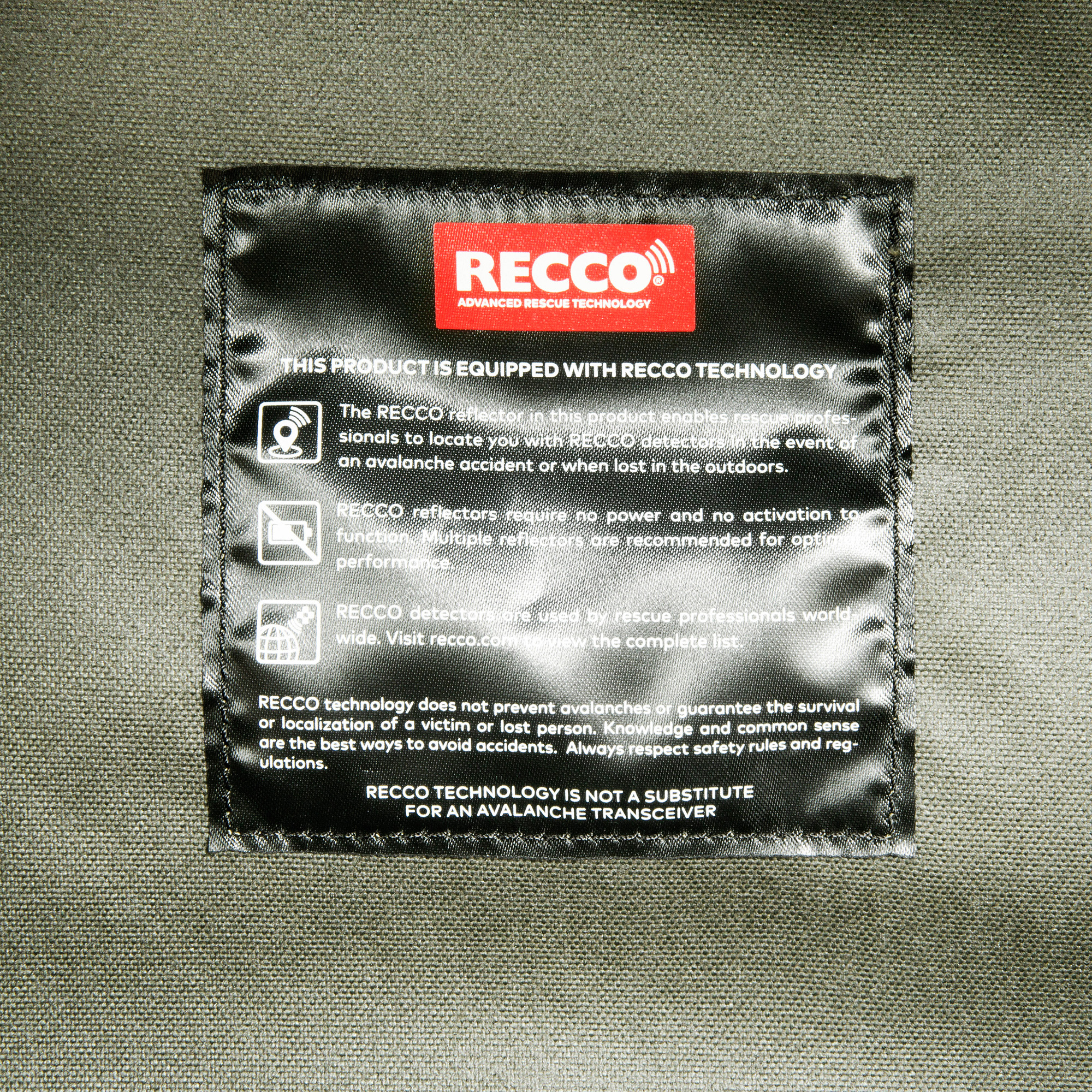 Bekleidung, Weste, Werbung, Plakat, Tatonka Yukon Carrier Pack 55+10 RECCO olive grün Trekkingrucksäcke - Detailansicht