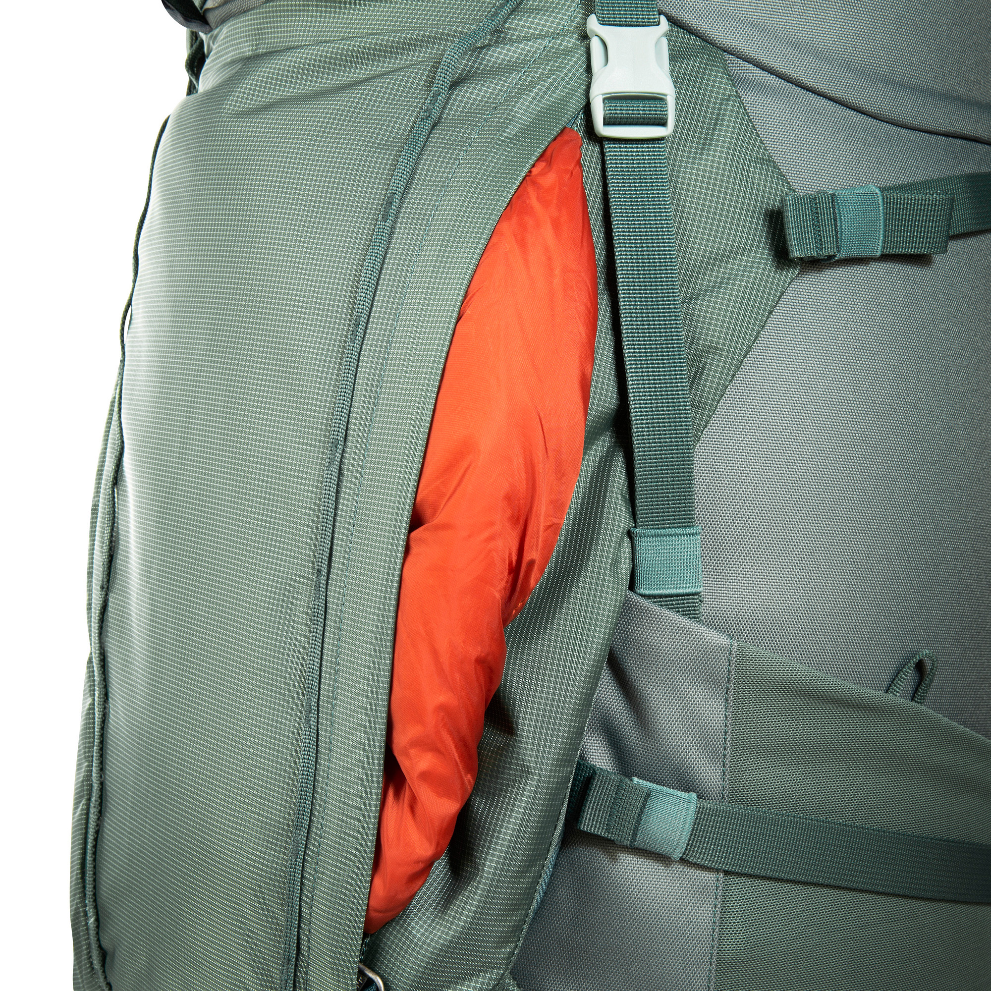 Tasche, Rucksack, Kleidung, Mantel, Jacke, Tatonka Yukon 50+10 sage green grün Trekkingrucksäcke - Detailansicht