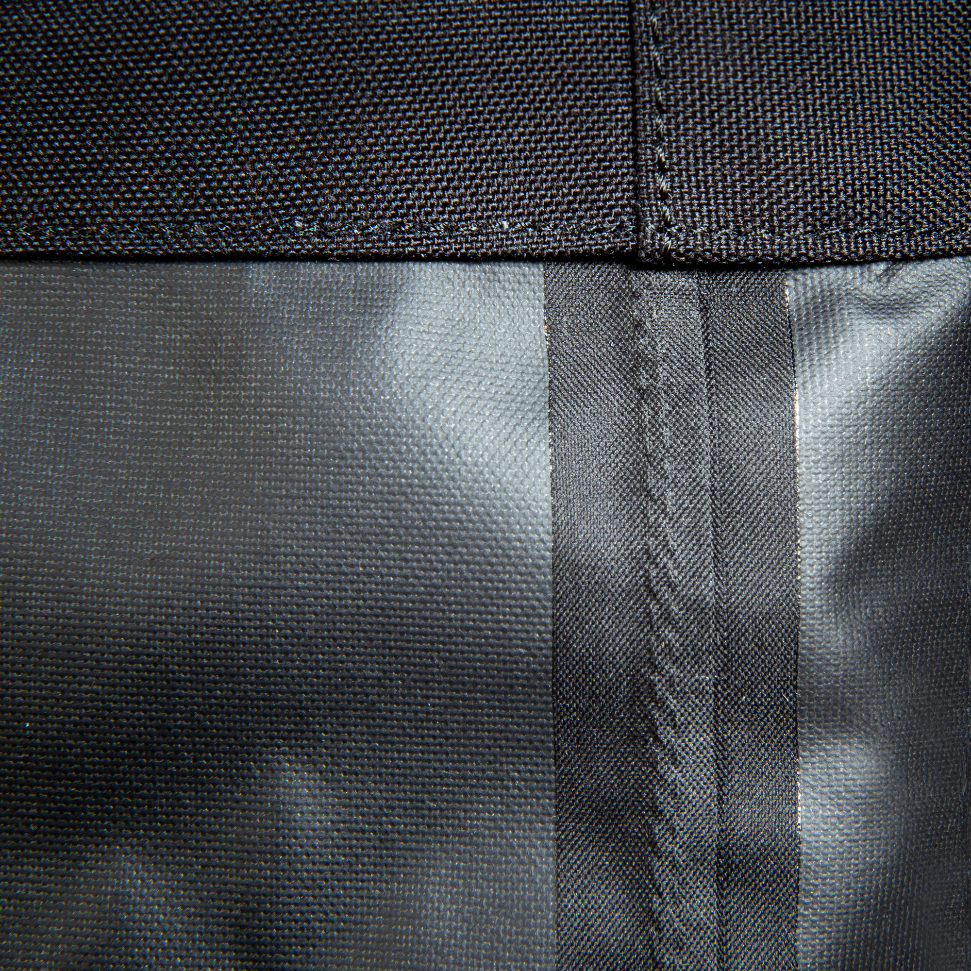 Bekleidung, Hosen, Mantel, Jacke, Jeanshose, Tatonka Capture Pouch WP BC black schwarz Umhängetaschen - Detailansicht