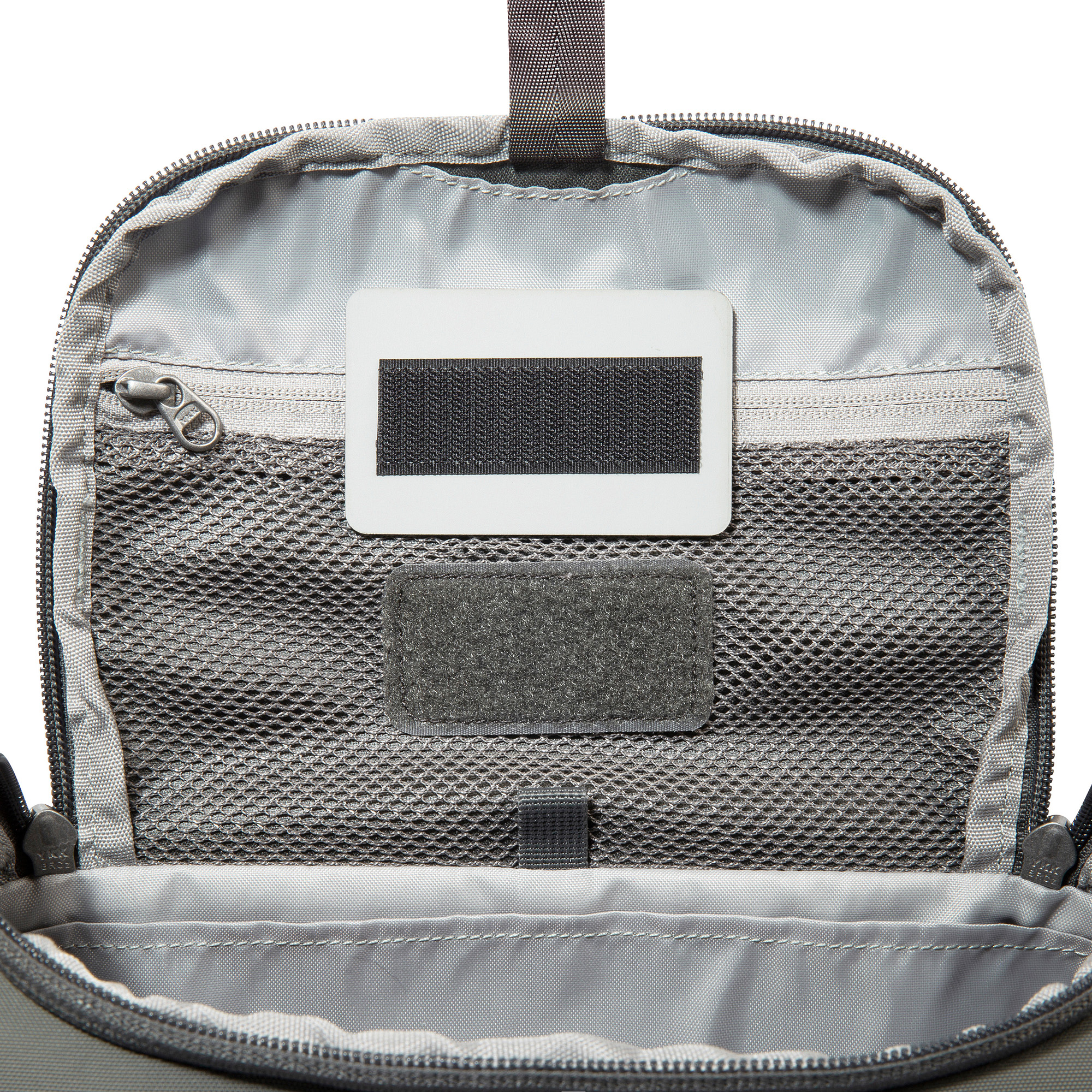 Tasche, Zubehör, Handtasche, Rucksack, Geldbörse, Tatonka Care Barrel titan grey grau Kulturbeutel - Detailansicht