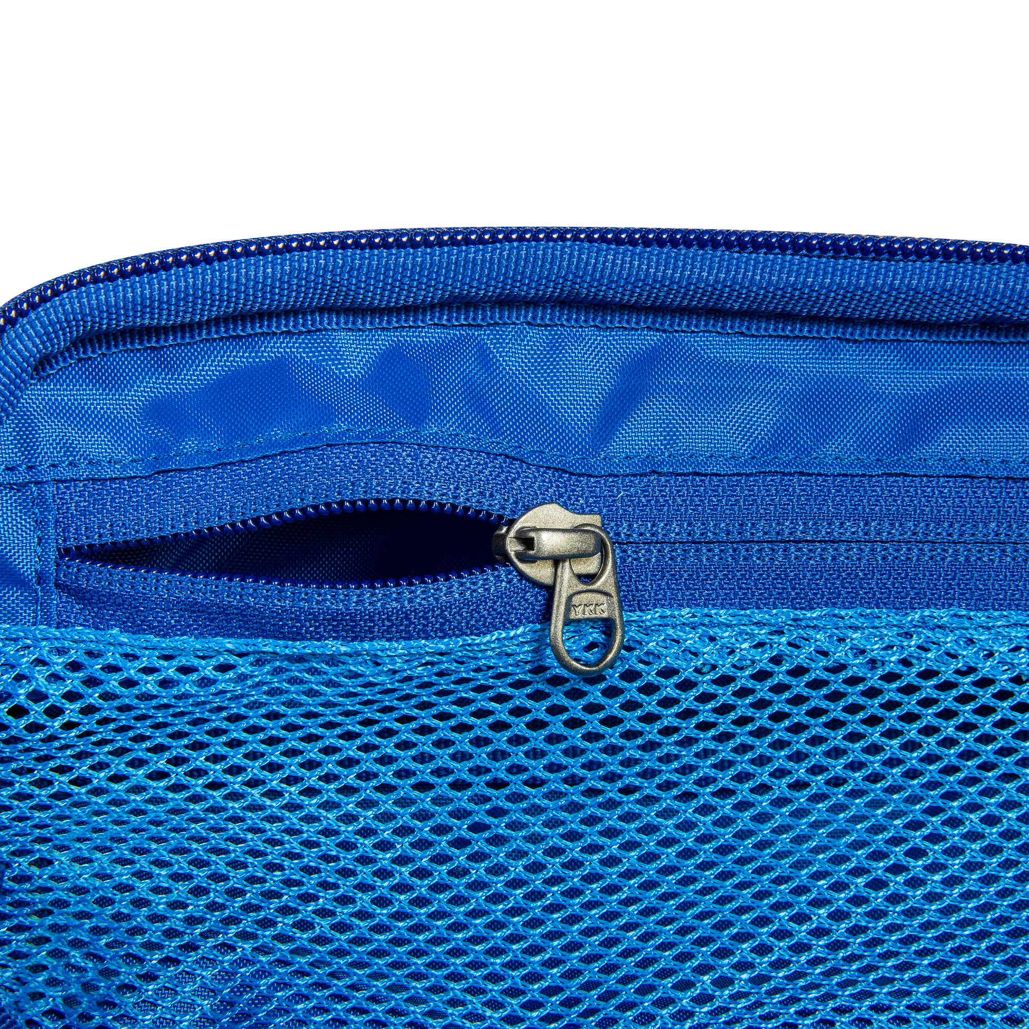 Bekleidung, Jeans, Hosen, Tatonka Square Zip Pouch S tango red rot Kulturbeutel - Detailansicht